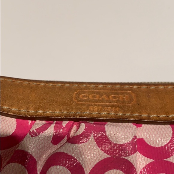 COACH pink wallet/wristlet GUC 6”x5” no strap - Picture 7 of 9